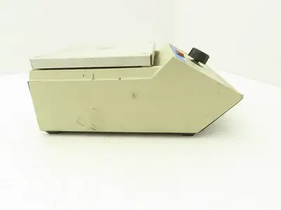 Cole Palmer ST1 C-P Stirrer Lab Magnetic Rotary 1500 RPM 120V