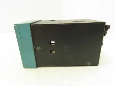 Honeywell DC2005-0-0000-00FM-EI-0111 UDC2000 Digital Temperature Controller