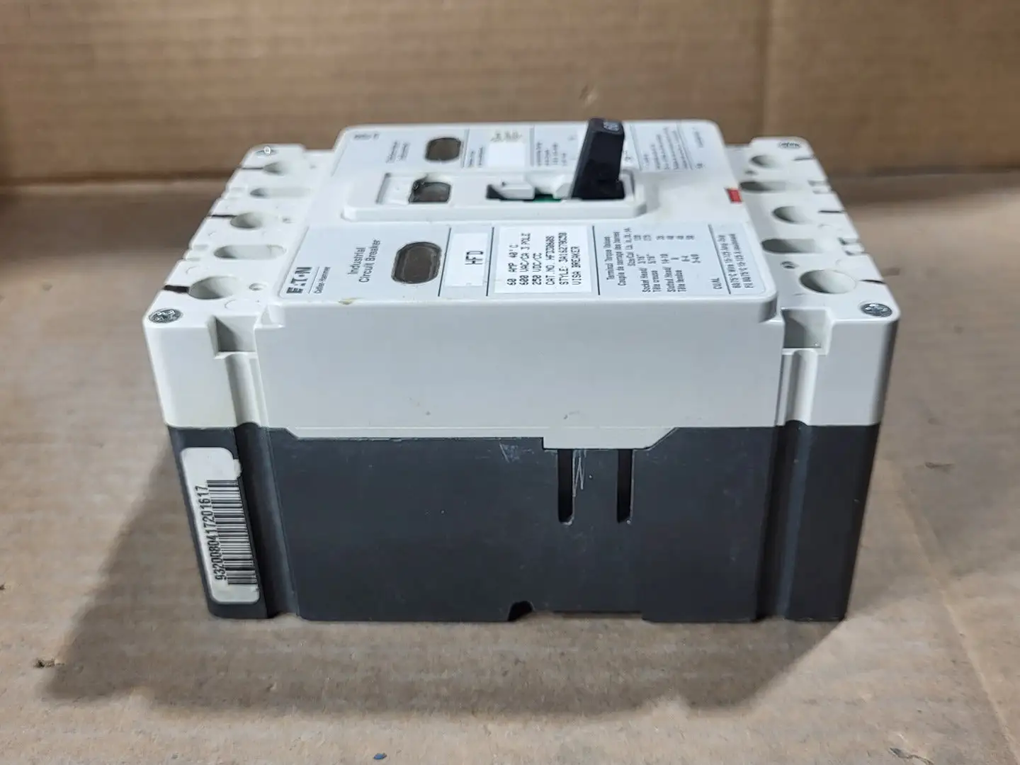 New | in-Stock EATON CUTLER-HAMMER HFD3060S Switchgears British Columbia CA | Lenmark #1436192