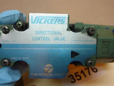 USED VICKERS DG4V-3-2AL-M-P2-B-7-50