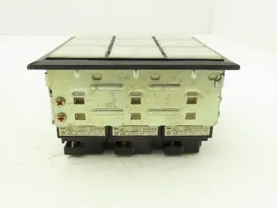 IDEC SLC 30N Annunciator 9-Position 3x3 Layout Lighted Indicator Panel
