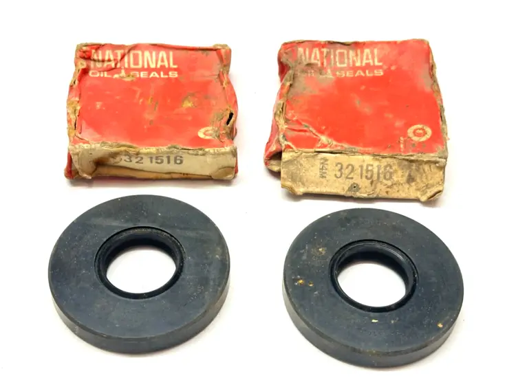 Used FEDERAL-MOGUL SEAL Seals & Gaskets | Maverick Industrial Sales #1121012