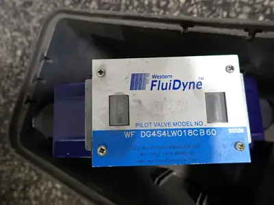 USED WESTERN FLUIDYNE DG4S4LW012AB60