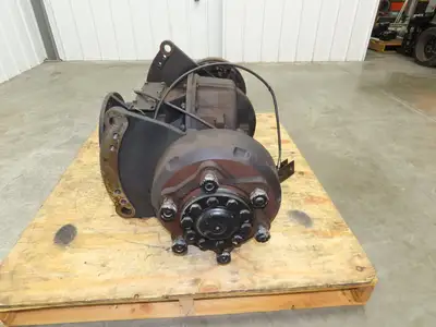 Yale ERC080HDN36SE092EE Forklift Dual-Wheel Front Drive Axle 6 Lug Assembly