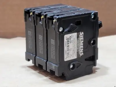 USED SIEMENS Q330