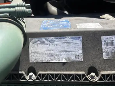Used 2022 VOLVO VNR64T300 Conventional trucks California US | Ben Kaplan Equipment #1284794