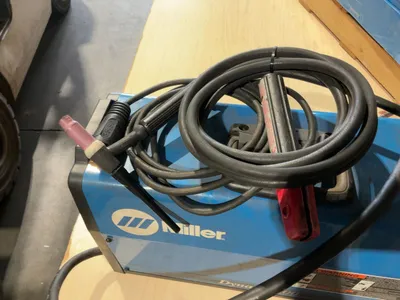 Used MILLER DYNASTY 200, DYNASTY 200 PORTABLE AC/DC TIG AND STICK INVERTER WELDER Tig Welders Michigan US | Miedema Asset Management Group #1424985