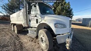 USED 2019 Freightliner M2 106 WT