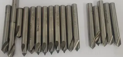 Used GUEHRING 1/2" X 90 DEG D2N9006 Misc Industrial Equipment Kentucky US | Aucto #687901