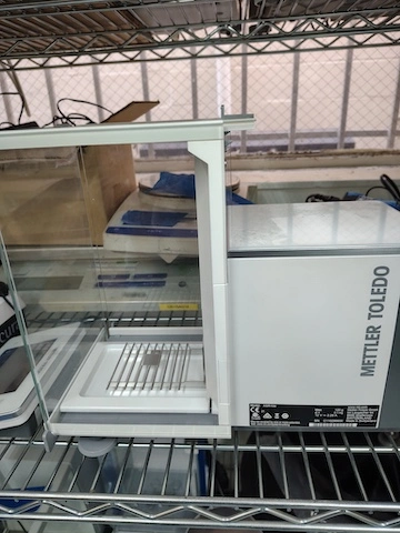 Used METTLER TOLEDO _UNKNOWN_ Balances California US | Biotech Equipment Sales #1539512