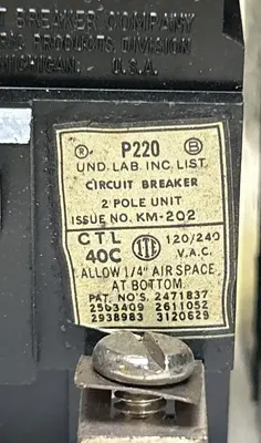 Used BULLDOG ELECTRIC P220 Circuit Breakers | Surplus Asset Holdings #1189174