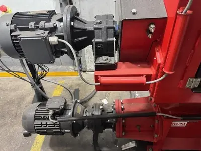 USED RUNI SK240