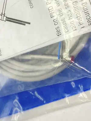 NEW PHD INDUCTIVE PROXIMITY SENSOR 2M 10-30VDC