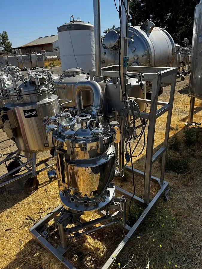 Tank, 26 Gallon (100 Liter), 316L Stainless Steel, Jacketed, 58 PSI, BV Speciaal Roestvrijstaal, #5991491