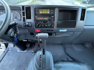 Used 2019 ISUZU NQR Reefer Trucks Florida US | Truck and Van Outlet #1509201