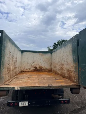 2022 FORD F-600 SD XLT Hooklifts & Roll-Offs | Simonson Equipment (24)