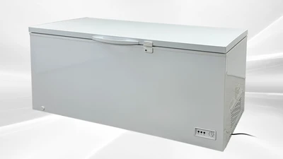 171-0359 65" Solid Top Self Contained Chest Freezer