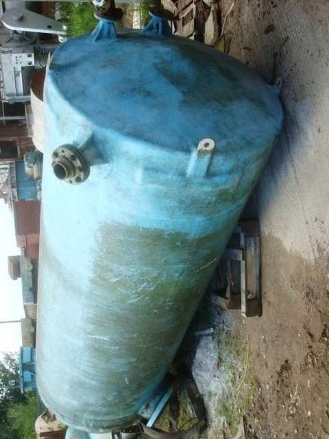 4000L GRP Vertical Enclosed Tank