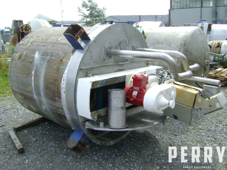 _UNKNOWN_ 2,200 Litre Stainless Steel Tanks | Perry Equipment