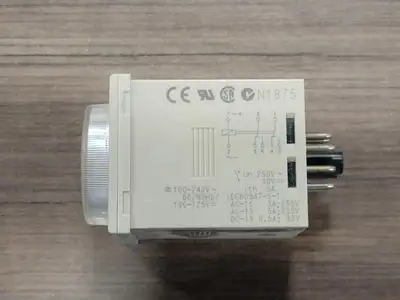 USED OMRON H3CR-A8