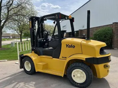 Used YALE GLP155VX Internal Combustion Forklifts: Pneumatic Tire Illinois US | Somerset Equipment Sales #1546210