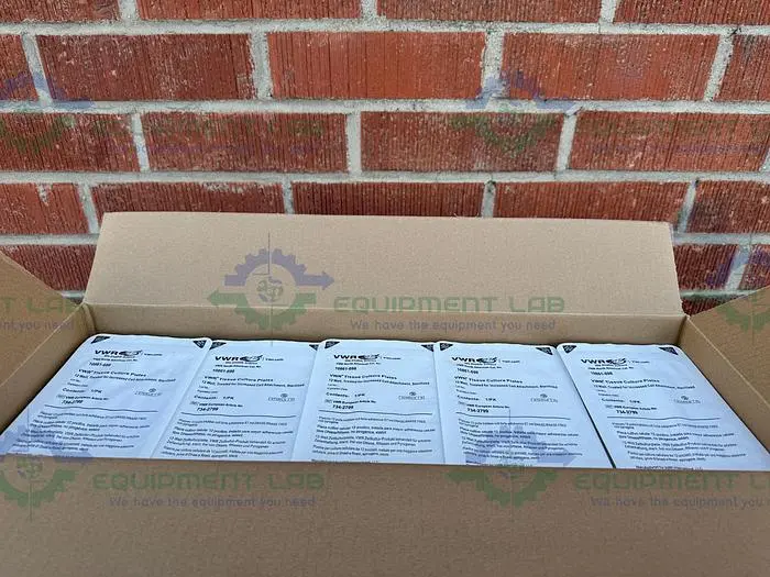 NEW CASE OF 50 - VWR 10861-698 TISSUE CULTURE PLATES 12 WELL, STERILIZED