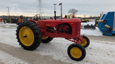 USED 1952 MASSEY-HARRIS 44GR