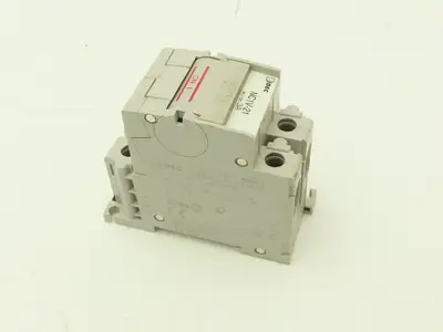 IDEC NC1V-2100 3A Circuit Protector 2 Pole A Curve 250VAC/125VDC Lot of 11