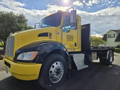 USED 2014 KENWORTH T370