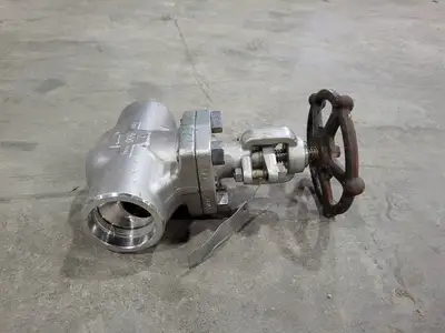 2" Class 800 Globe Valve B16.34