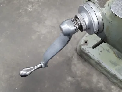 BRIDGEPORT Series 1 2 HP Mills, Vertical | Machinery Central (12)