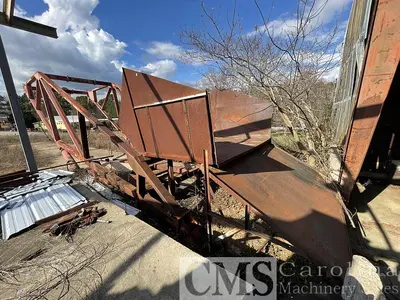 USED MORBARK TRAILER TIPPER