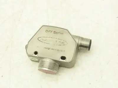 Banner Q4XTBLAF300-Q8 Photoelectric Laser Proximity Sensor 10-30VDC