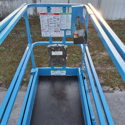USED 2015 Genie GS-3232