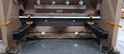 Used 1998 Cincinnati 600 FMII x 10 Press Brakes Illinois US | Machine Tool Bids #1368381