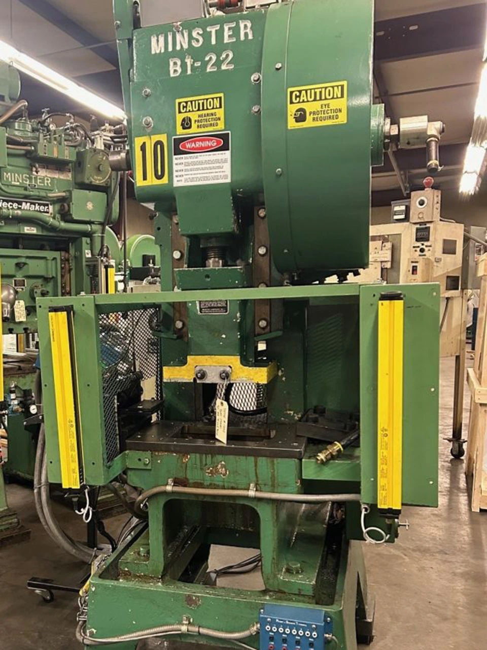 USED MINSTER B1-22