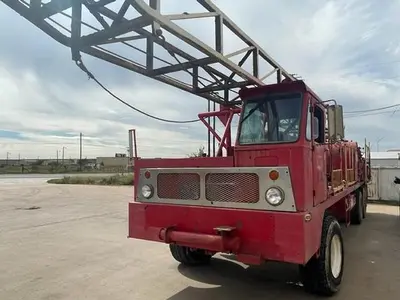 USED SKYTOP BREWSTER SWABBING RIG