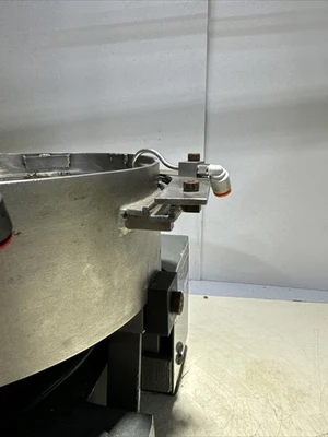 USED Hendricks Engineering 6894