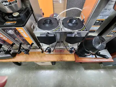 Used Curtis Used Curtis GEM5IFT015-002 Coffee Pods Warmer W/2 Server Decanters Coffee Equipment Illinois US | Falcon Restaurant Supply #1376732