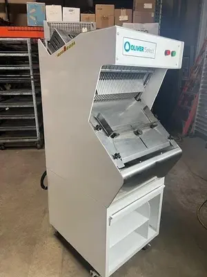 Used OLIVER OLIVER SELECT 747-NS Bread Slicers Minnesota US | Rochester Equipment #1547040