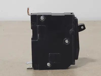 USED SQUARE D QOB120