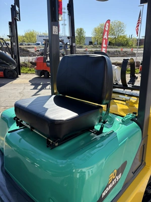 USED 2005 KOMATSU FG30HTLS-14