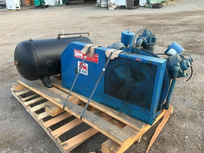 Used LEROI AIR COMPRESSOR 25 HP 880A HEAVY DUTY TWO STAGE RECIPROCATING 87.5 CFM AT 175 PSI Lubricated Reciprocating Air Compressors Michigan US | Miedema Asset Management Group #1761057