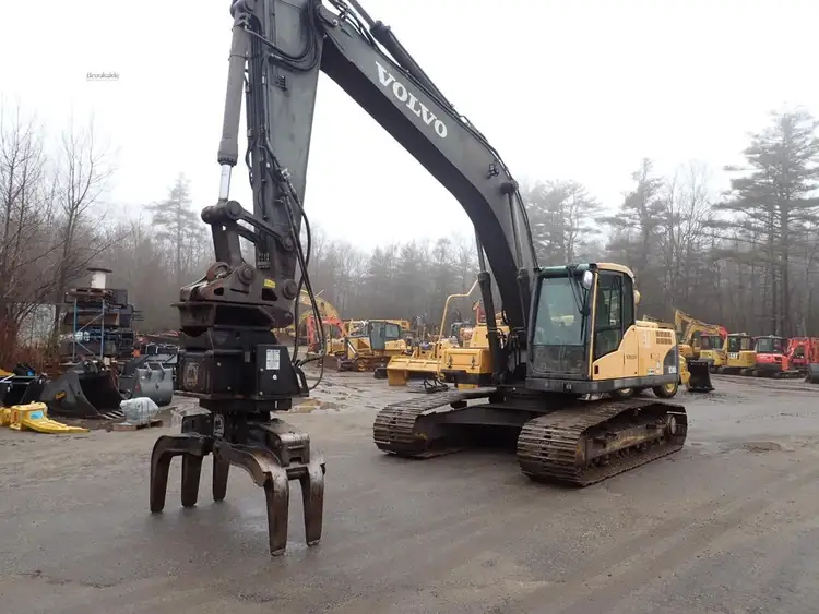 Used 2009 VOLVO EC240CL Crawler Excavators Massachusetts US | Brookside Equipment Sales #1422166