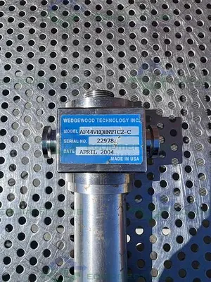 USED WEDGEWOOD TECHNOLOGY AF44VEQHNT1C2-C FLOW THROUGH SENSOR