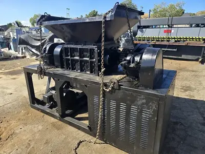 Kunjie, double shaft tire shredder, plastic / wood / cardboard recycling machine