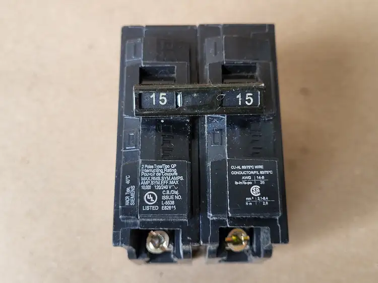 Used SIEMENS Q215 Switchgears British Columbia CA | Lenmark #238991