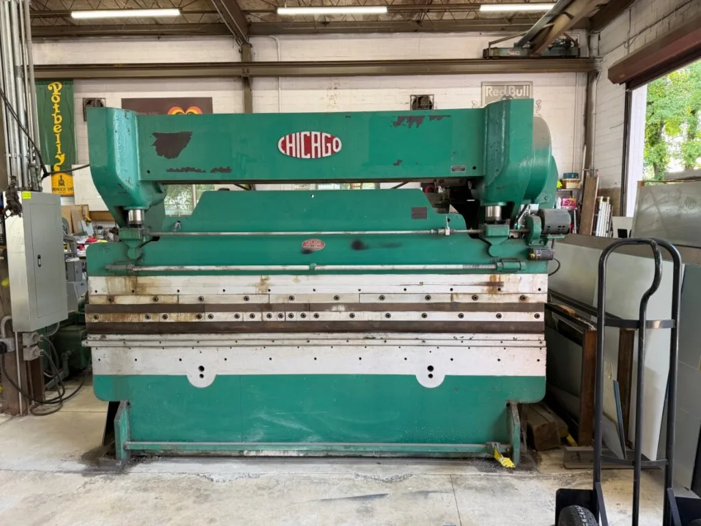 Used CHICAGO 8L10 Press Brakes Georgia US | The Equipment Hub #1458278