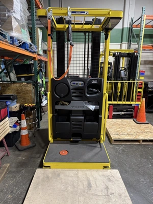 Used 2022 HYSTER R30XM3 Stackers Oregon US | Revelation Machinery #1259288