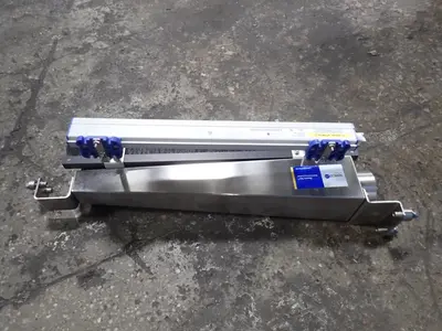 Simco Ion 24" Neutro-vac Web Cleaning System